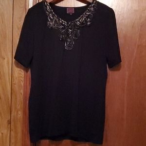 Colour Works XL Black Short-sleeved Blouse